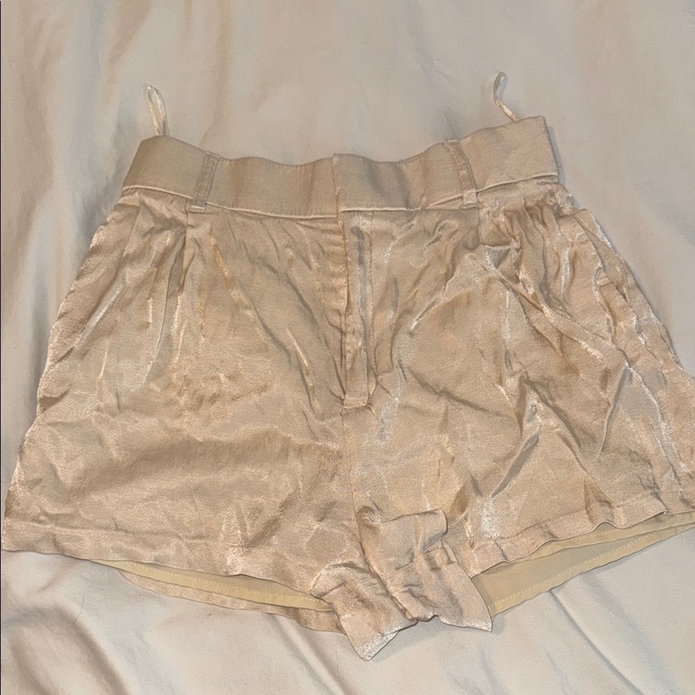 Elegant champagne Women's Shorts